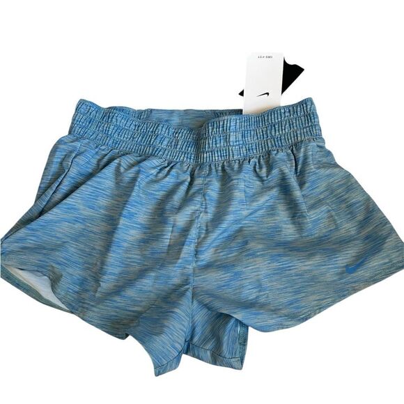 Nike One Women's Dri-FIT Ultra High-Waisted 3" Brief-Lined Shorts, medium, NWT - Picture 1 of 11